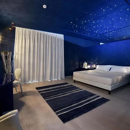 Sweet Hotel 4*